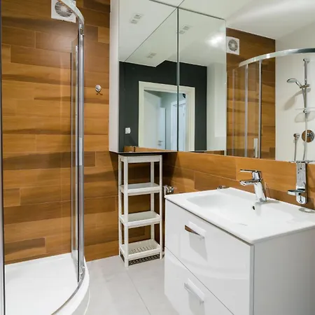 Apartament Wonder - Z Balkonami I Ogródkami, Blisko Stoku Narciarskiego Karpatka I Szlaków Turystycznych